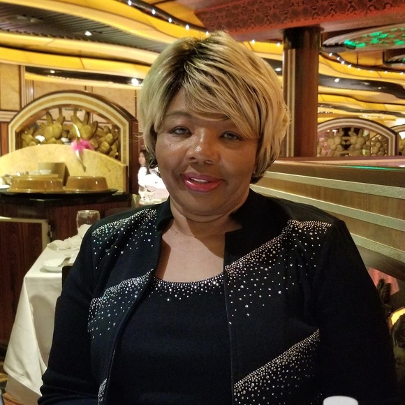 Meet your Posher, Jacquelyn - Picture 1 of 1